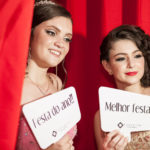 Cabines de fotos proporcionam entretenimento